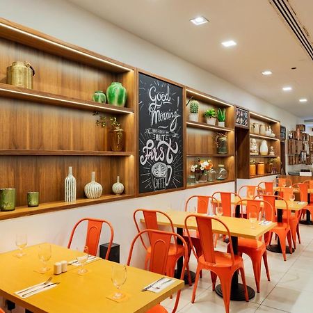Citymax Hotel Al Barsha At The Mall Dubai Exteriör bild