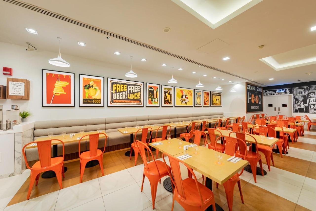 Citymax Hotel Al Barsha At The Mall Dubai Exteriör bild