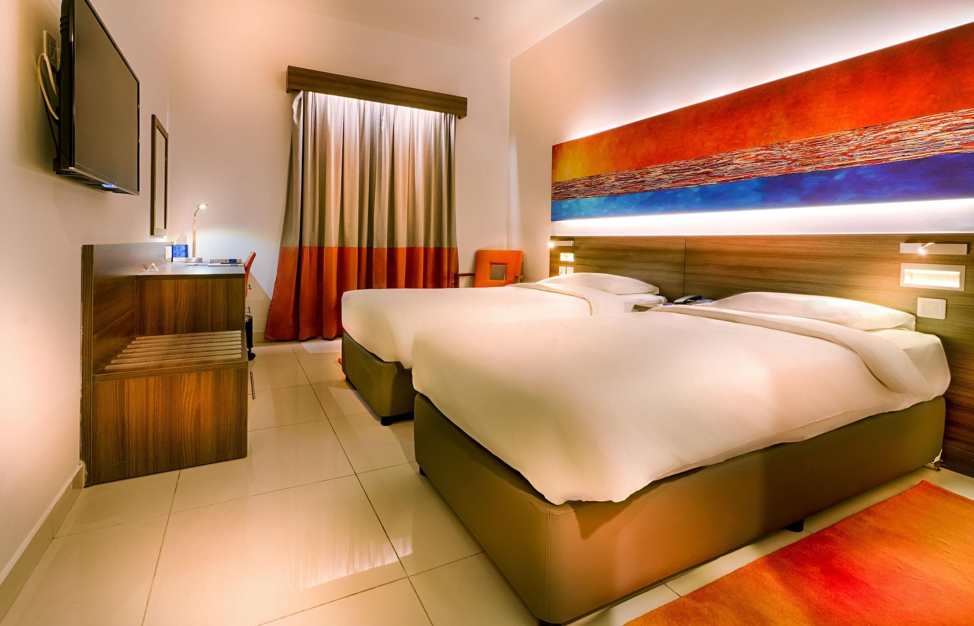 Citymax Hotel Al Barsha At The Mall Dubai Exteriör bild