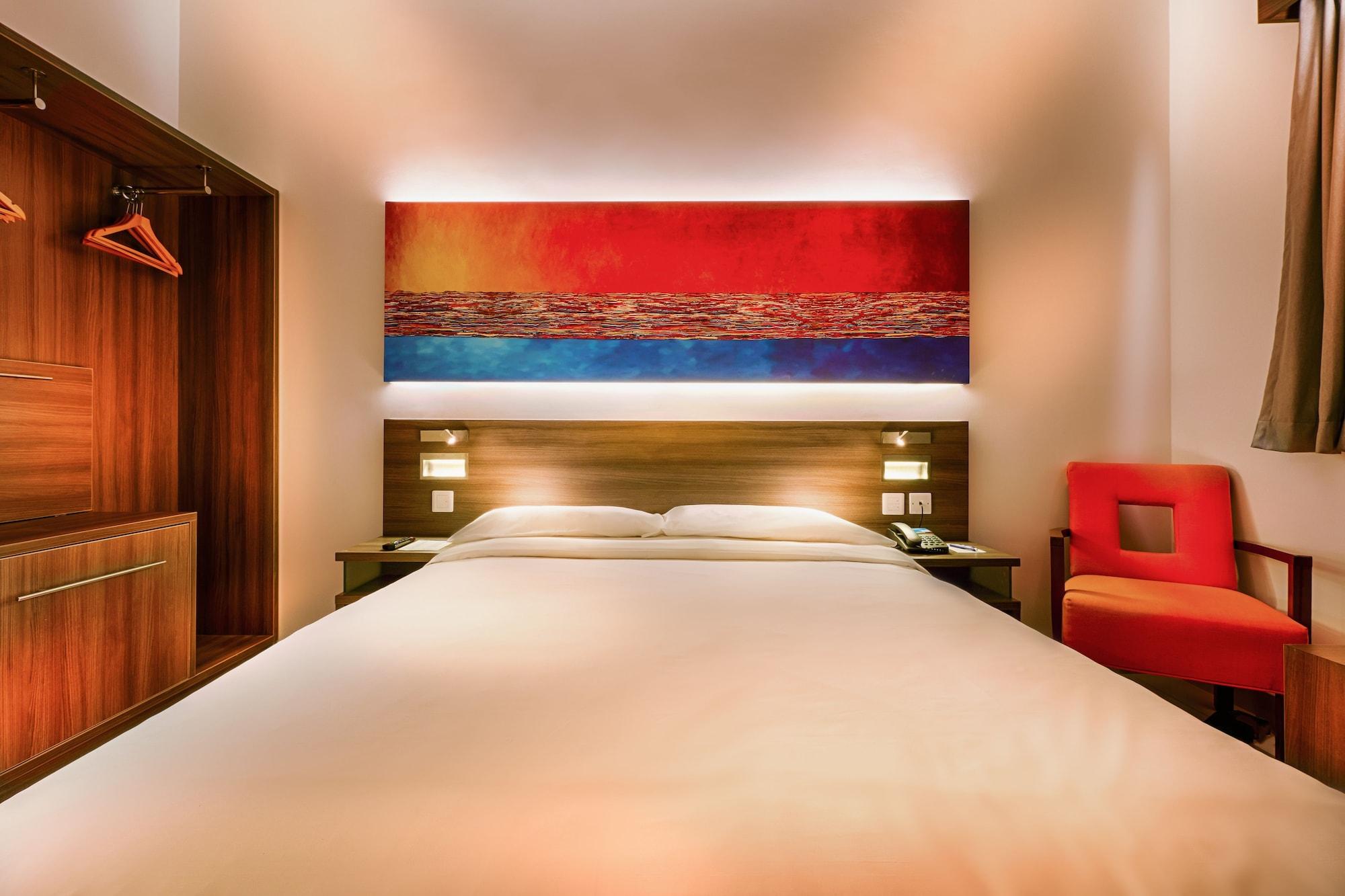 Citymax Hotel Al Barsha At The Mall Dubai Exteriör bild