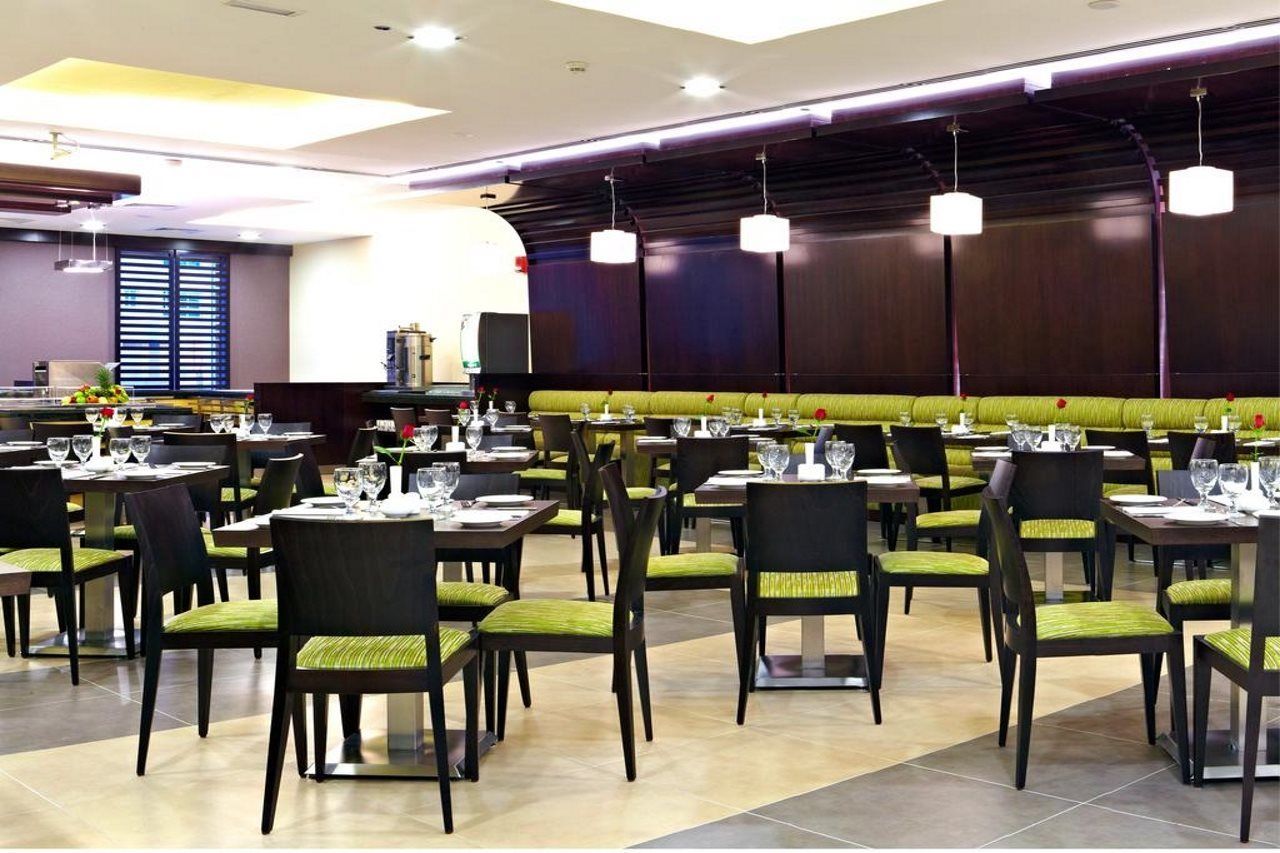 Citymax Hotel Al Barsha At The Mall Dubai Exteriör bild